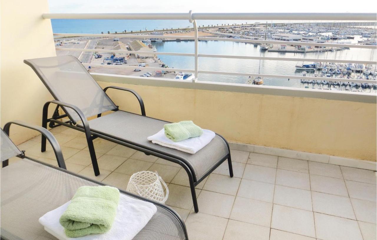2 Bedroom Stunning Apartment In Torrevieja Ngoại thất bức ảnh