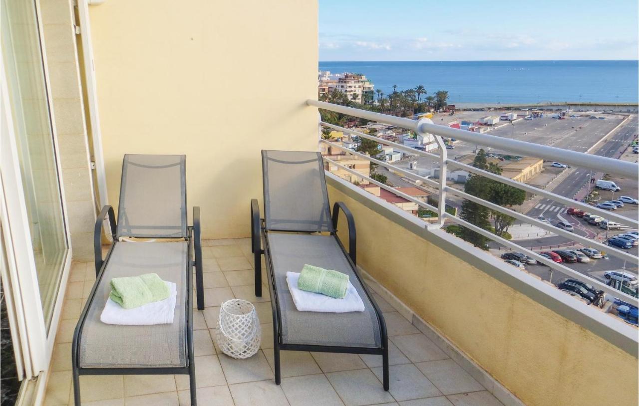 2 Bedroom Stunning Apartment In Torrevieja Ngoại thất bức ảnh